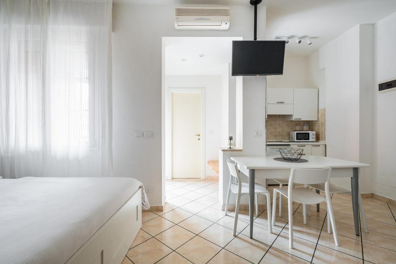 Delia'S Studios In The City Center By Wonderful Italy 볼로냐 외부 사진